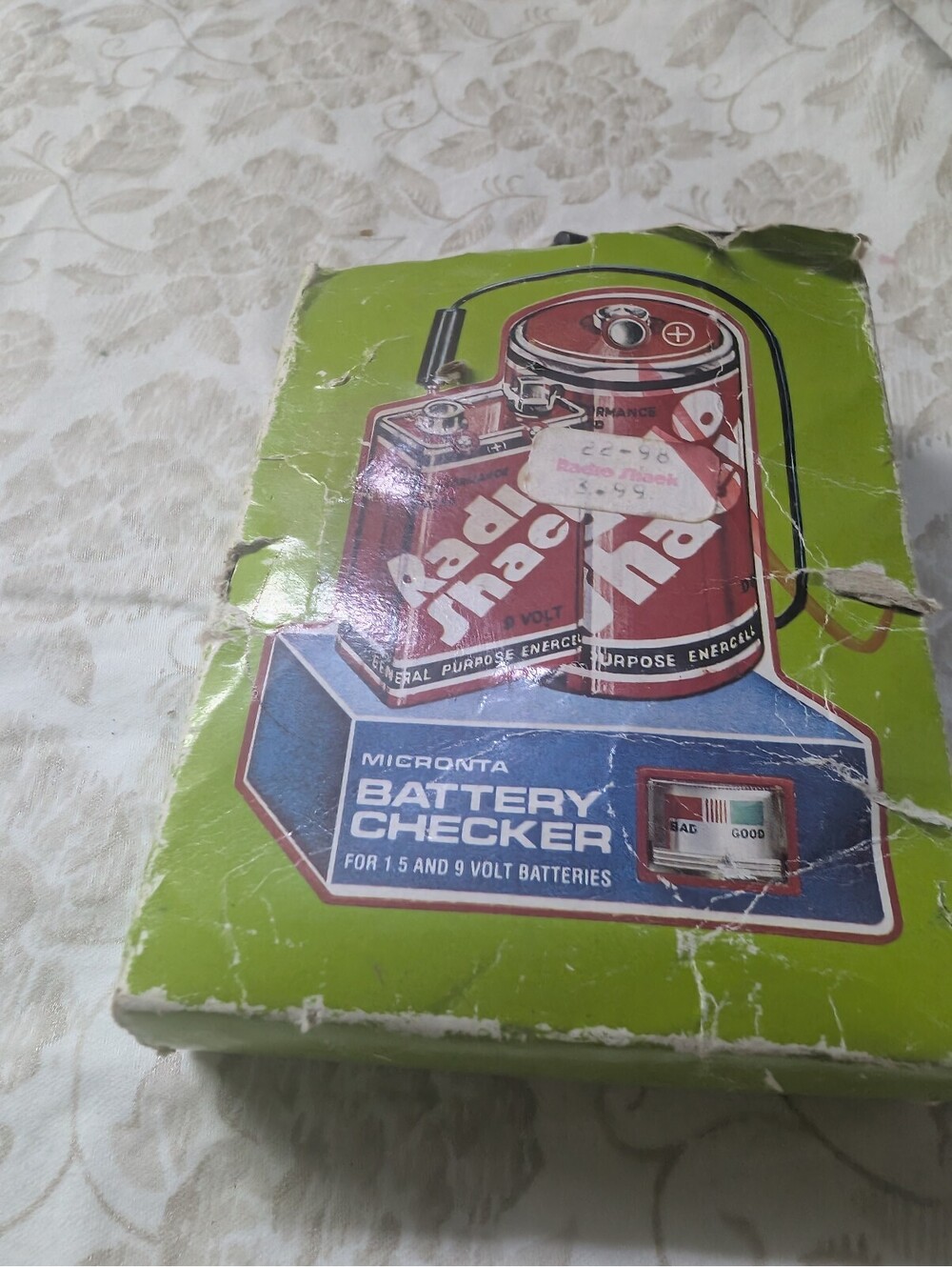 Vintage Radio Shack Micronta Battery Checker for 1.5 and 9 Volt Batteries